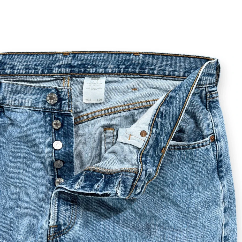 Vintage Levis 501 Jeans Mens 38x29 Blue Denim Regular Straight Button Fly Y2K